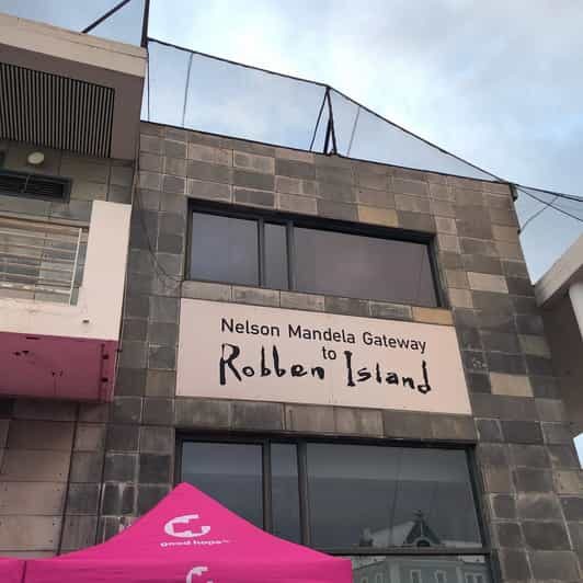 Cape town:Robben Island ,Kirstenbosch Garden & wine tasting - Who Would Enjoy This Tour?