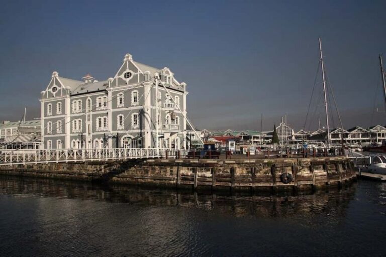 Cape Town:Robben Island,& Table Mountain private city tour - What to Expect from the Tour
