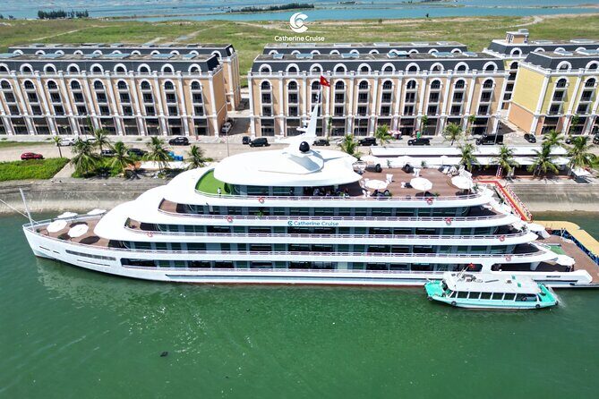 Catherine Cruise Halong Bay 2 Days/1 Night on 6 Star Cruise - Analyzing the Value