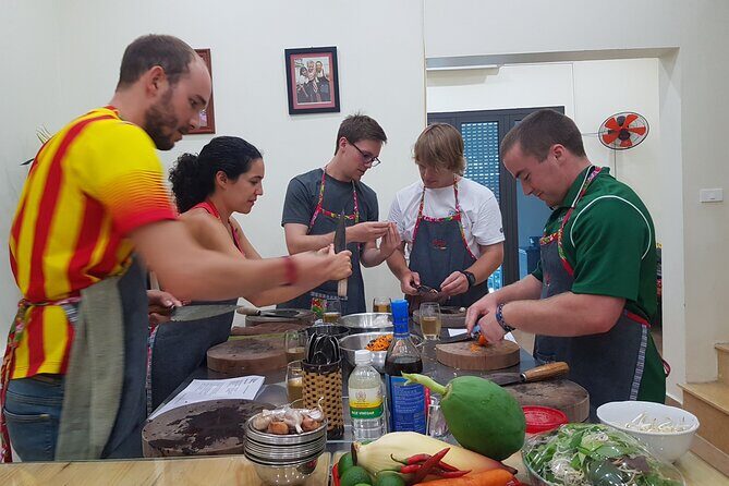 Chef Duyen's Home Cooking Classes and Market Tours - A Deeper Look at the Experience