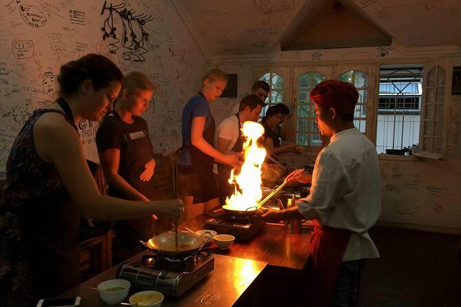 Chef Vu Cooking Class Plus Market Trip in Saigon Center (Pick up by Cyclo) - Which Aspects Do Travelers Love?