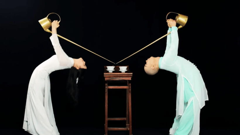Chengdu: Liyuan Theater Sichuan Opera Face-Changing Show - A Closer Look at the Experience
