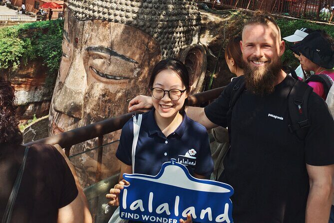 Chengdu Panda & Leshan Giant Buddha Premium Private Day Tour - FAQ