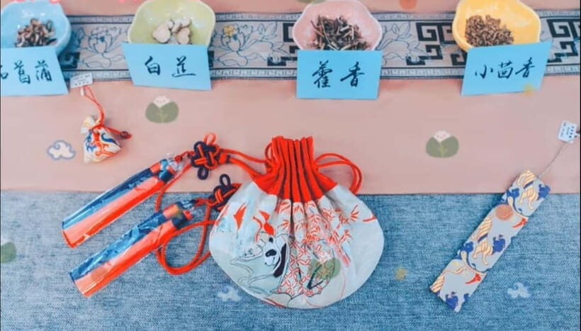 Chengdu: Traditional Handicrafts Workshop with Tea Break - Practical Details: What You Need to Know