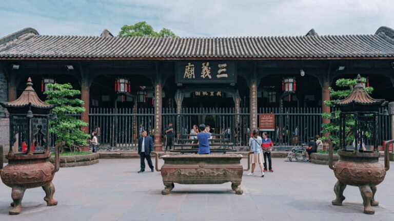 Chengdu: Wuhou Shrine Museum From Three Kingdoms Era - Who Will Love This Tour?