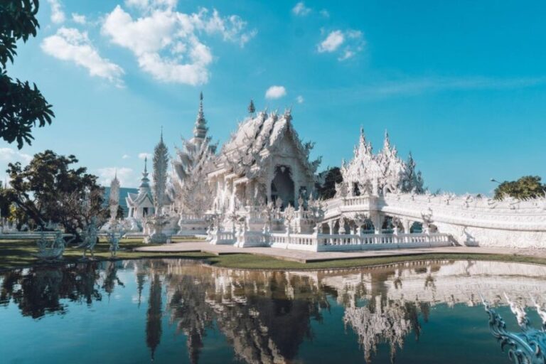 Chiang Mai: Chiang Rai Temples & Black House Discovery Tour - Detailed Itinerary Breakdown
