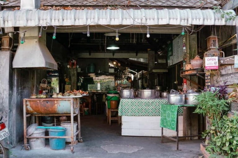 Chiang Mai Food Tour: Local Eats & Drinks Guided Tour - What’s Included and What to Consider