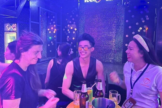Chiang Mai Ladyboy Cabaret Show with Dinner and Drinks - The Practicalities