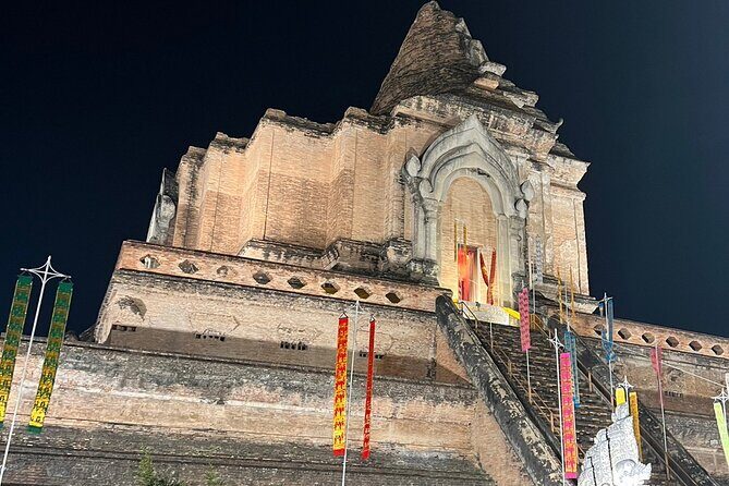 Chiang Mai Temples and Market Tuk-Tuk Evening Night Tour - The Benefits of the Overall Experience