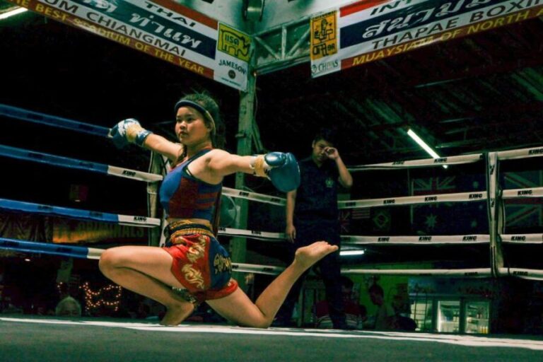 Chiang Mai: Thapae Boxing Stadium Muay Thai Match Ticket - The Experience on the Night