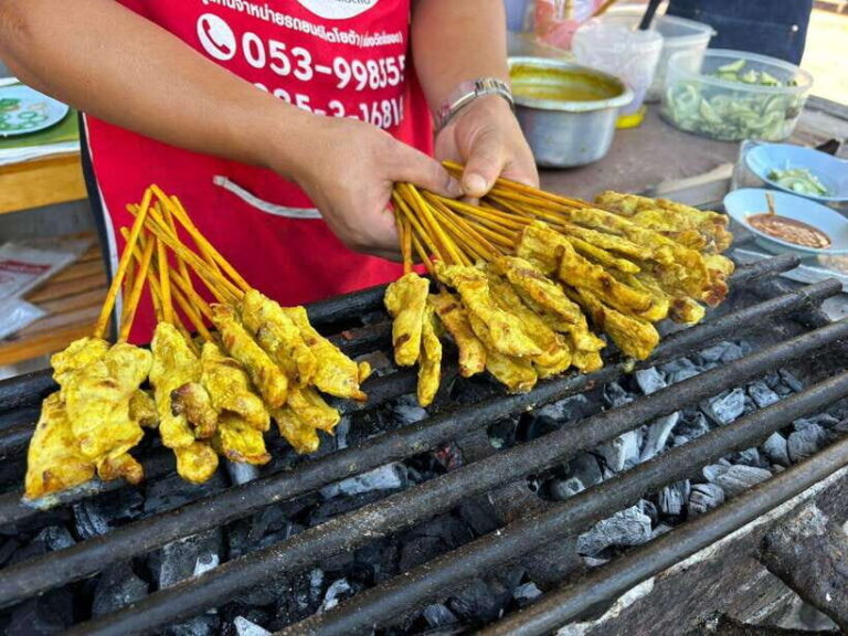 Chiang Mai: Walking Food Tour - What’s Included and What’s Not