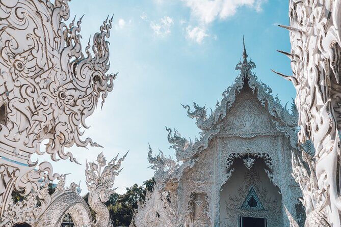 Chiang Rai Famed Temples and Golden Triangle Tour from Chiang Mai - What Reviewers Are Saying