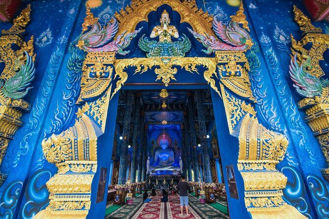 Chiang Rai Full Day Tour with Boat Trip and Longneck Village - Transportation and Group Dynamics