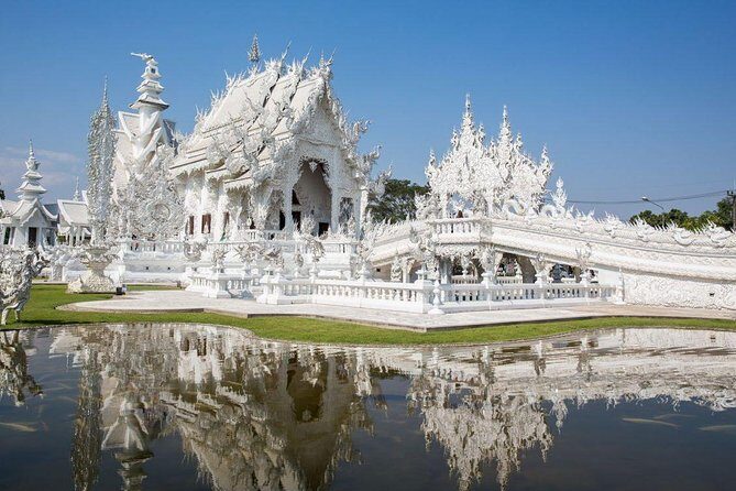 Chiang Rai One Day : White Temple, Golden Triangle, Boat Ride to Laos, Long Neck - Mae Khachan Hot Spring: First Stop