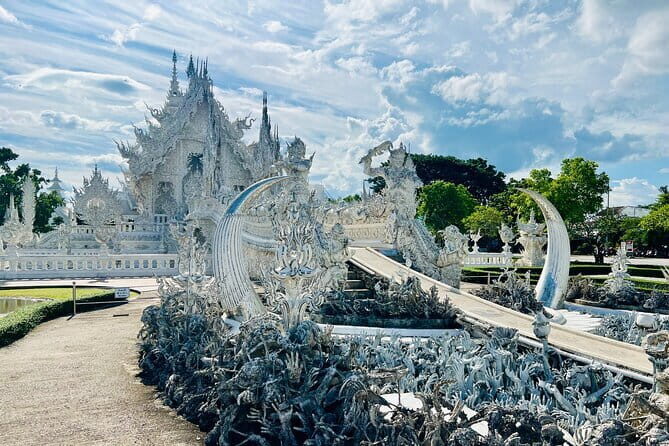 Chiang Rai:Discover 7 Must-See Spots & Tickets, Lunch Included - The Practical Side: Value, Comfort, and Flexibility