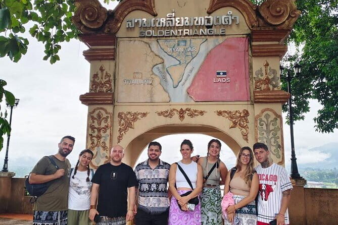 Chiang Rai:Guided Highlights Full-Day Tour-FREE LUNCH BUFFET - Analyzing the Value