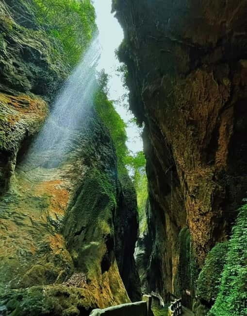 Chongqing: 5-Day Tour with Wulong & Fairy Mountain - Analyzing the Tour’s Value