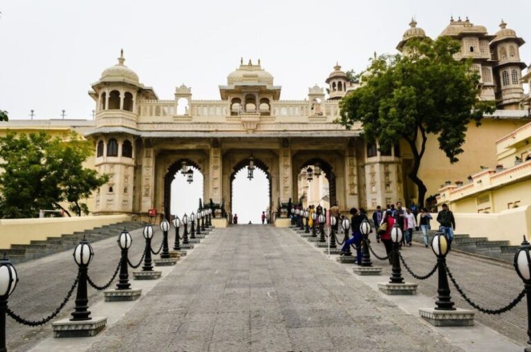 City Palace Udaipur Express visits with english speaks guide - What Sets This Tour Apart
