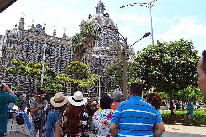 City Tour + Commune 13 Medellin - Pueblito Paisa – A Miniature Antioquia Village