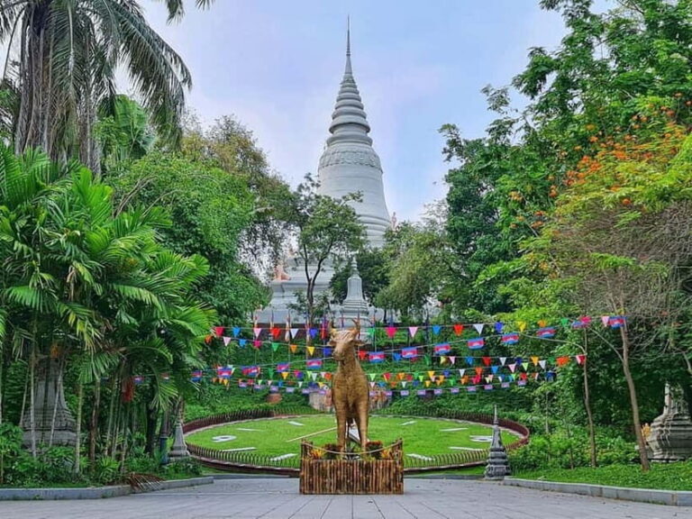 Classic Phnom Penh Full Day Tour - Valuing the Experience