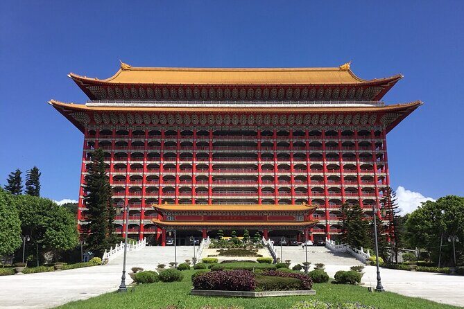 Classic Taipei Landmarks Day Tour - Real Traveler Insights