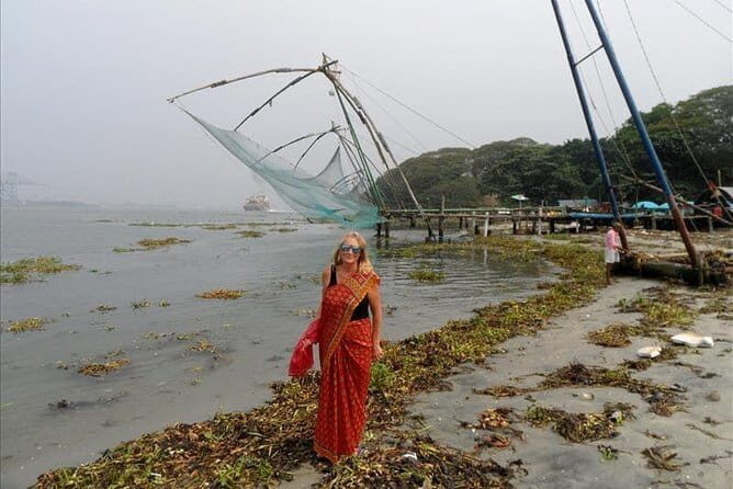 Cochin to Munnar Day trip - Authentic Experiences on the Road