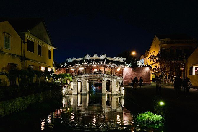 Coconut Basket boat, City tour, Boat ride, Night market from DN - Detailed Breakdown of the Itinerary