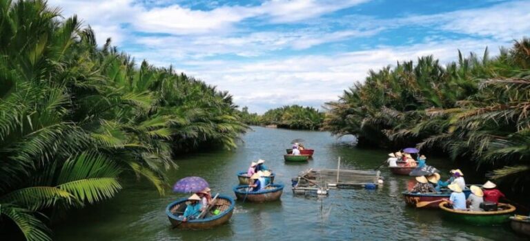 Coconut Jungle - Hoi An City - Boat Ride & Release Lantern - A Close Look at the Experience