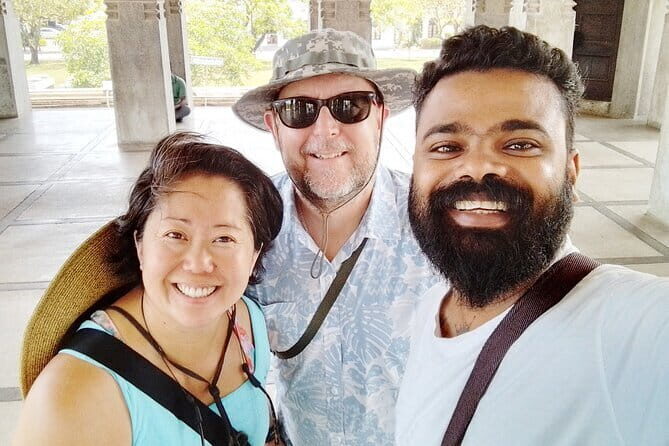 Colombo City Tour By TukTuk (ALL INCLUSIVE)Morning & Evening - The Food & Extras