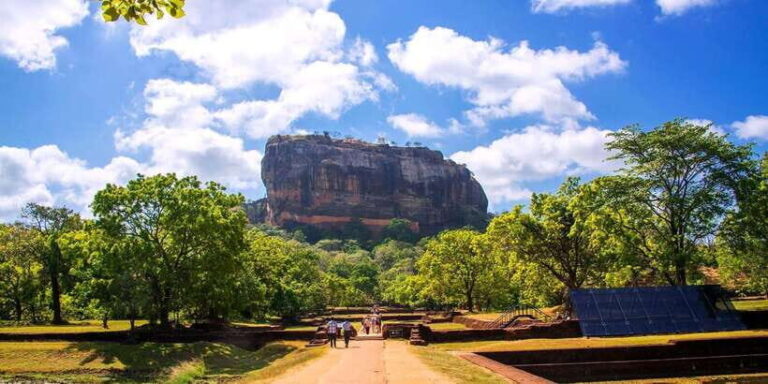 Colombo: Sigiriya Dambulla & Minneriya park Safari day tour - What Travelers Say