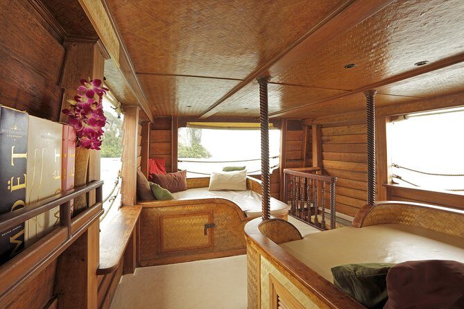 - Comfortable boat for cruising in Phang Nga Bay - The "Must-Do"! - Who Should Consider This Tour?