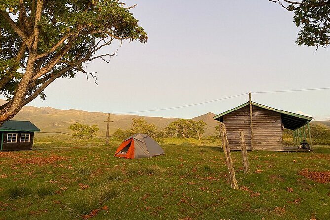 Conquer Mt Kenya in 4 Days Sirimon to Chogoria Route Adventure - What Makes This Tour Stand Out?