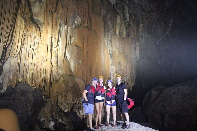 Conquer of Phong Nha Cave 4,5 km by kayaking Group Tour - Itinerary Breakdown: What You Can Expect