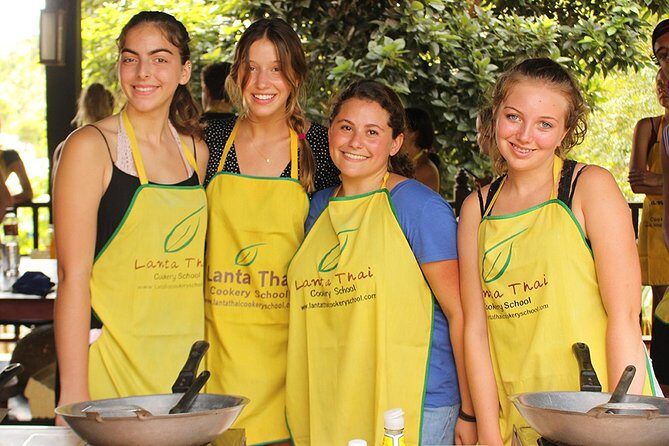 Cooking Experience at Lanta Thai Cookery School From Koh Lanta - Who Would Love This?