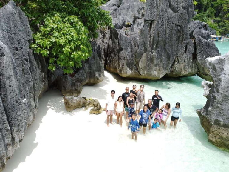 CORON TOUR - PRIVATE BOAT RENTAL with LUNCH (7 Destinations) - An In-Depth Look at the Coron Private Tour