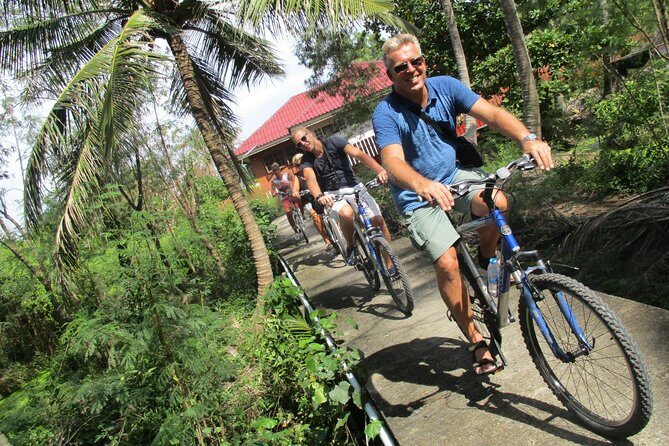 Countryside Bangkok and a Local Floating Market Tour by Bicycle Including Lunch - Practical Considerations