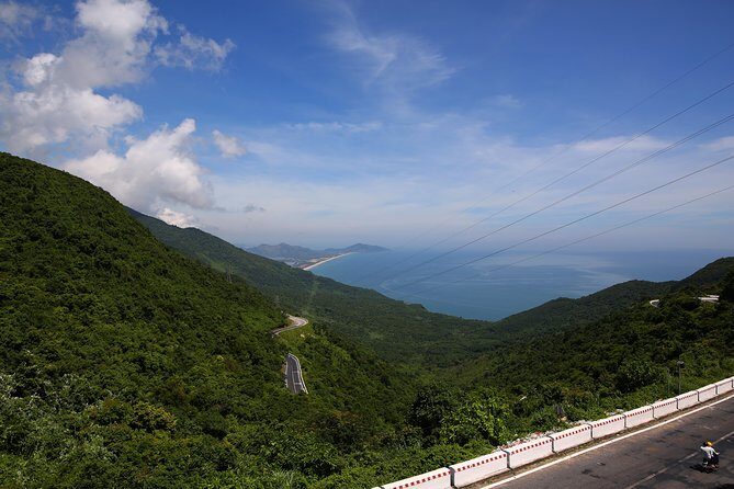 Da Nang Airport To Hue Or Hue To Da Nang Airport - The Scenic Highlights of the Route