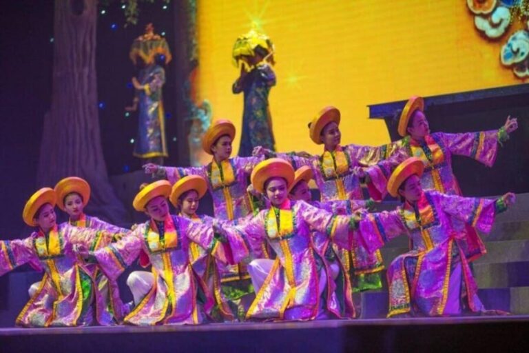 Da Nang: Charming Da Nang Show Ticket - The Performance Itself