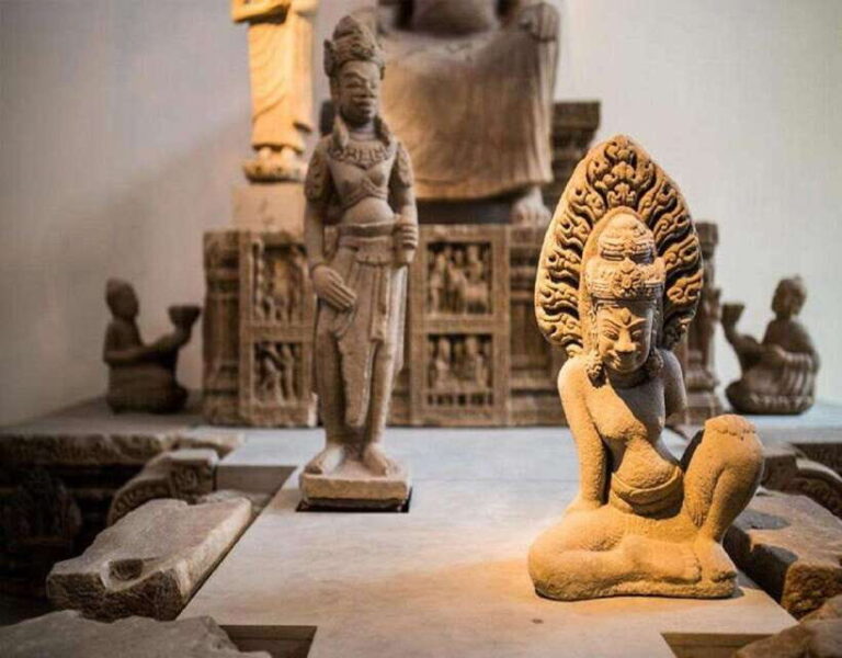 Da Nang History Tour Walking By Cham Pa Museum-Cuisine-Cafe - Discovering the Heart of Da Nang’s History