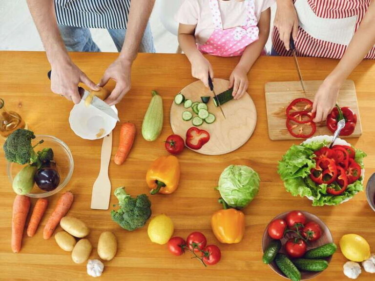 Dalat: Home Cooking Class with Central Market Tour - What to Expect from the Tour