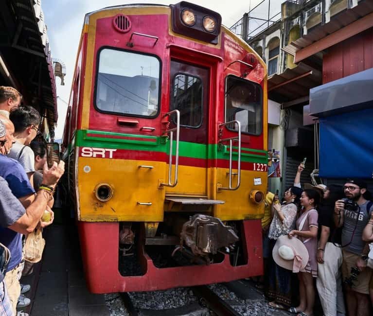 Damnoen Saduak Floating Market, Train with Pickup & Dropoff - What Reviewers Say