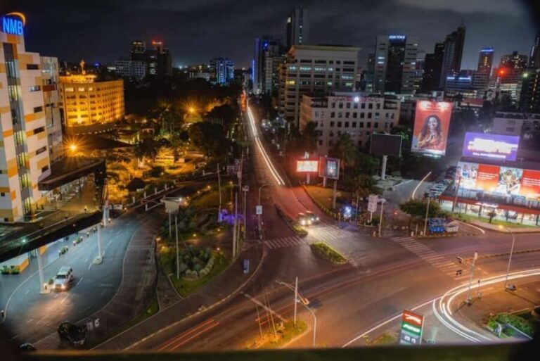 Dar es Salaam: Night Tuk-Tuk Tour with Street Food Tasting - What Travelers Say