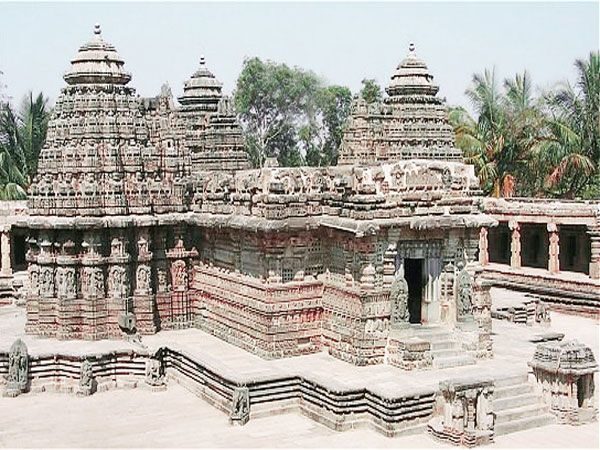 Day Excursion of Belur, Halebeedu & Shravanabelagola - The Spiritual Significance of Shravanabelagola