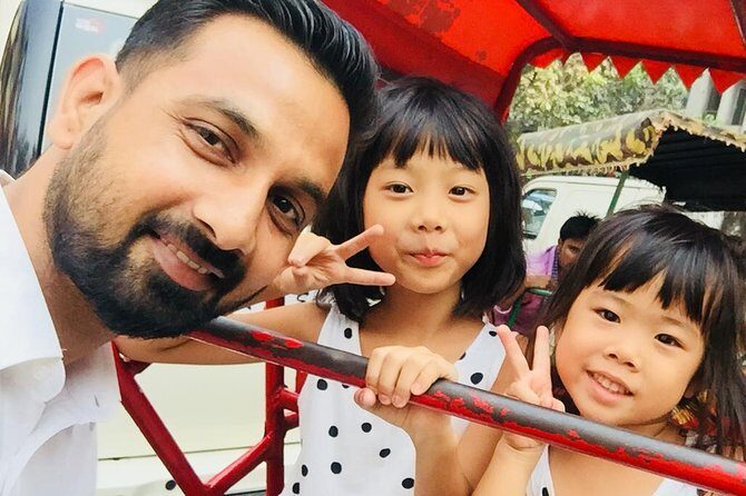 Day Tour of Delhi: Old and New with Local Experts - Exploring Old Delhi