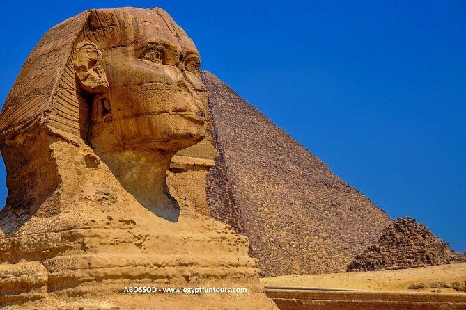 Day Tour to Giza Pyramids, Cairo Downtown, & Islamic Cairo - Lunch Break (11:30 - 13:00)