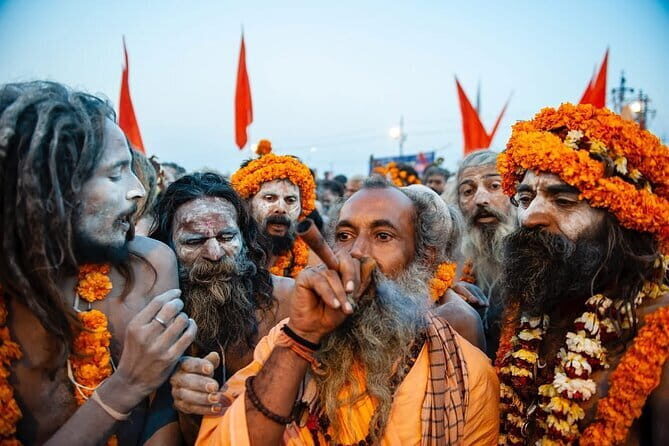 Day Trip from Varanasi to Triveni Sangam: A Sacred Day in Prayag - Exploring the Sacred Confluence: Triveni Sangam