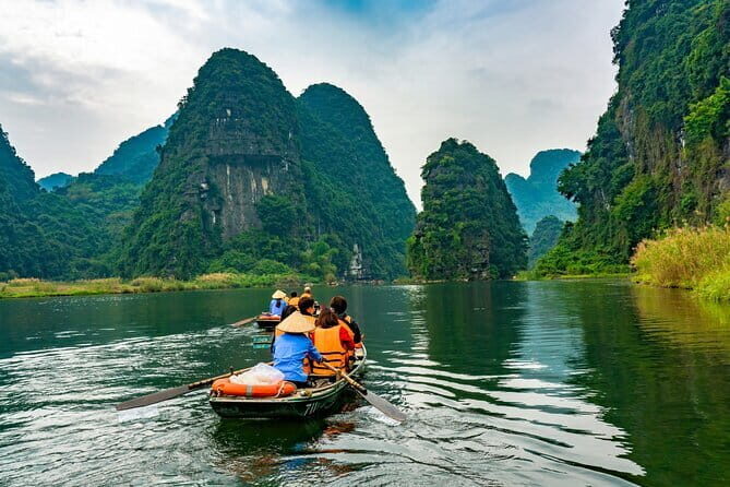 Day Trip to Ninh Binh Hoa Lu, Trang An, Mua Cave - What’s Included and What’s Not