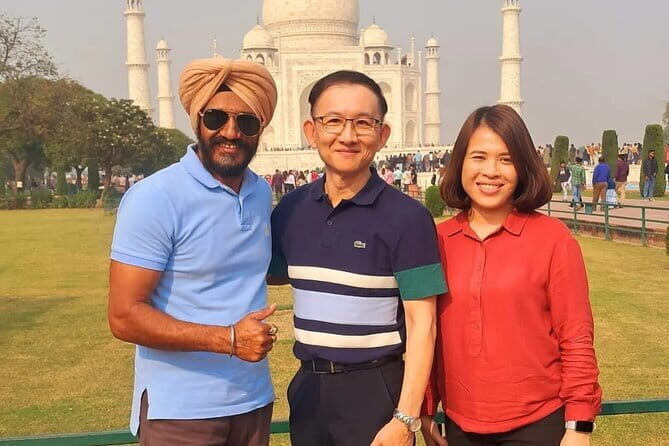 Day Trip to Taj Mahal, Agra Fort and Baby Taj from Delhi by Car - The Experience and Value