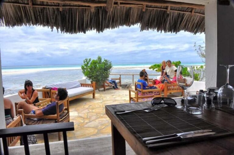 Day trip to the Rock Restaurant & relax on mtende beach - What You Can Expect from the Tour