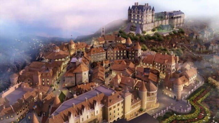 Day Trips Ba Na Hills and Golden Bridge with Lunch. - Authenticity and Atmosphere